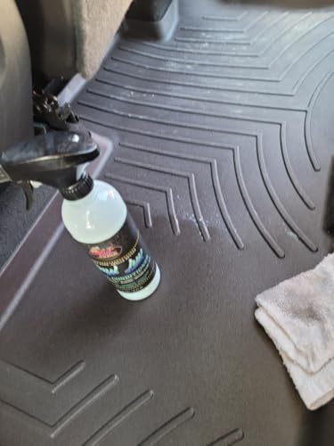 Vinyl Luv VL-1 Street Juice Products Vinyl and Rubber Sprayable Conditioner For Cars, Trucks, Motorcyles, Boats, & RV Interiors, and More Screens out UV Rays 128 fl oz