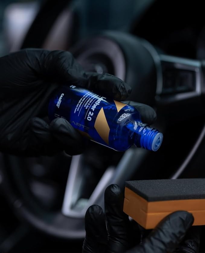 CARPRO CQUARTZ Leather 2.0 - Kit - Hydrophobic & Oil Phobic, Safe on All Car Leather, Resistance to UV, Denim Dye Coloring, Abrasion and Stains (30ml Kit)