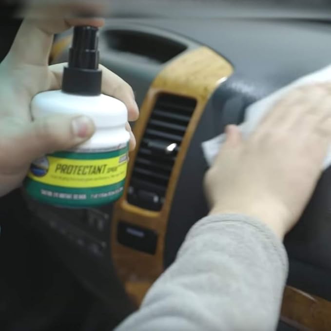 Turtle Wax Spray & Wipe Car Interior Wipes (Protectant)