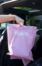 Tossits Recycled Disposable Car Trash Bags – Leakproof, Smell Proof Hanging Garbage Bags for Car, Truck, SUV, RV & Vehicle – Pink, 21 Count Disposable Automotive Trash Bags