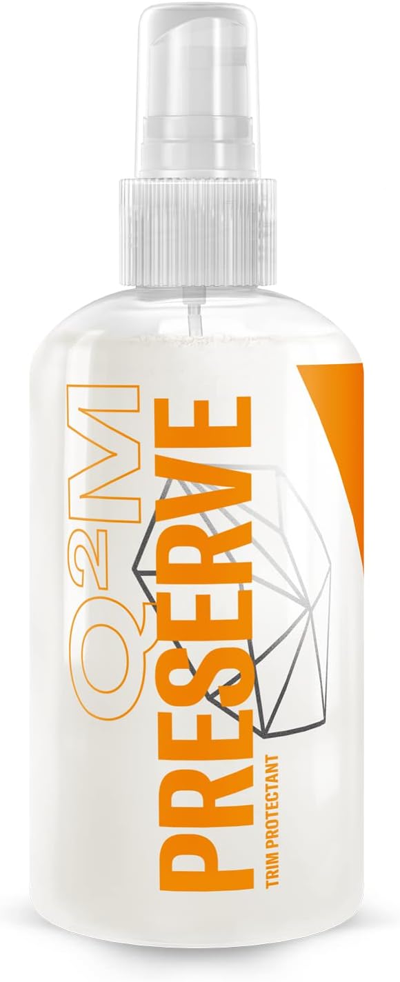Gyeon Quartz Preserve 250ml - Dashboard Protectant - Protect and Maintain - UV Protection - Anti Static - Natural Finish - Safe for Car Vinyl, Plastics, Rubber, Synthetics