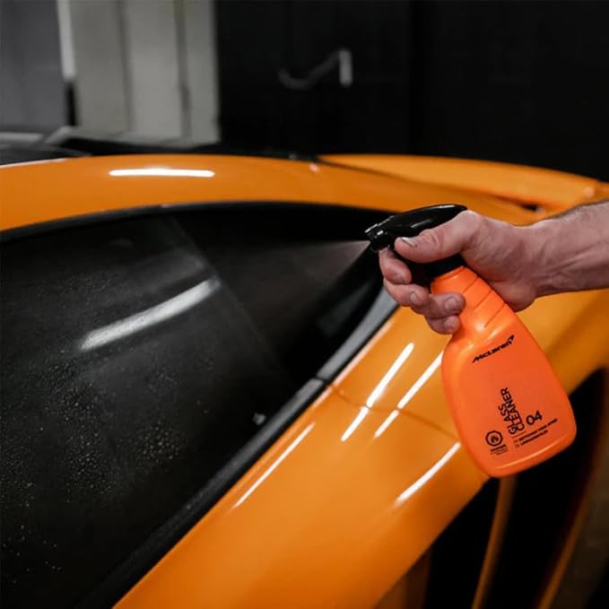 McLaren Pro Series P2 ceramic coating 50 ml – 9H professional-grade paint protection kit with hydrophobic gloss finish, 3-year durability, easy single-stage application, complete detailing set
