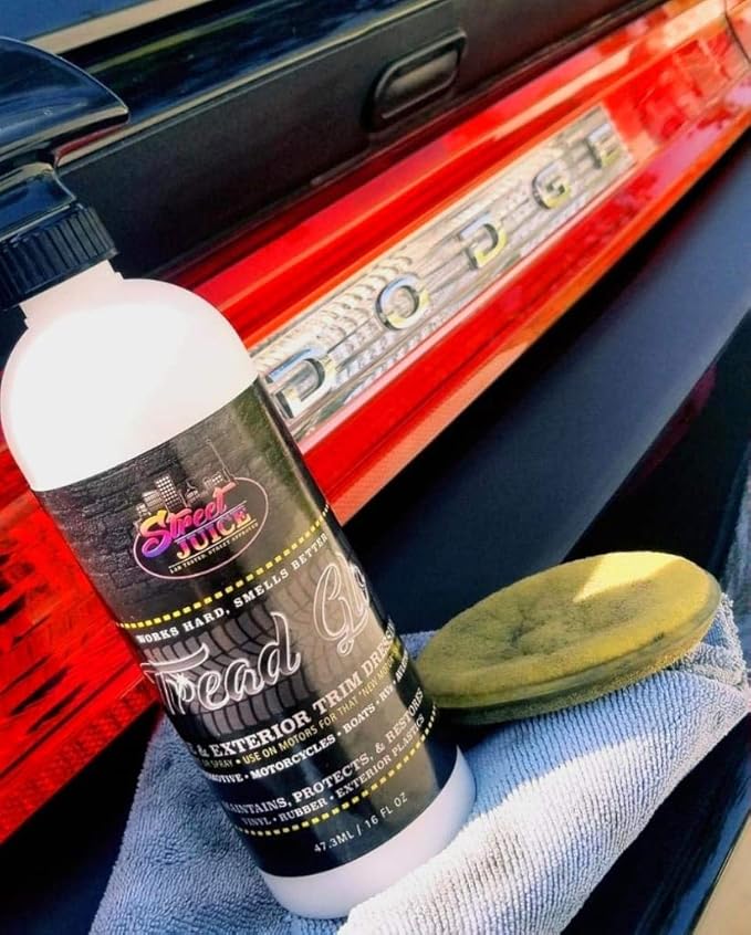 Tread Glo TG-16 Tire and Exterior Trim Dressing Long Lasting Super Shine Dressing for Tires, Rubber, Plastic, Trim and More Safe for Cars, Trucks, SUVs, RVs & More 16 fl oz