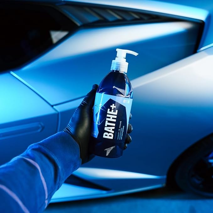 Gyeon Bathe+ Ceramic‑Infused Car Wash Shampoo SiO2 pH‑Neutral Hydrophobic Gloss Enhancer Safe on Paint Glass Rims Plastic Quick Self‑Cleaning Maintenance for Coated or Non‑Coated Vehicles