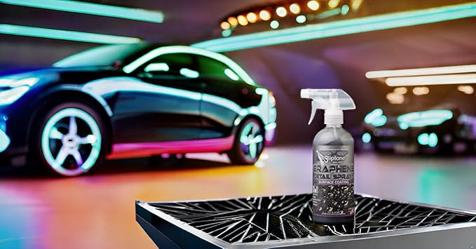 Gliptone Graphene Detail Spray, Super-Hydrophobic Graphene Oxide Coating, Extreme Gloss & Slick Finish, Durable Paint Protection, Spray & Wipe Application, Maintains Waxed or Coated Surfaces, 16 fl oz