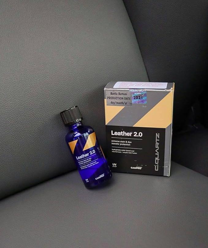 CARPRO CQUARTZ Leather 2.0 - Kit - Hydrophobic & Oil Phobic, Safe on All Car Leather, Resistance to UV, Denim Dye Coloring, Abrasion and Stains (50ml Kit)