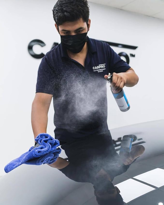 CARPRO Eraser Polish & Oil Remover - Ceramic Coating Prep, Complete Removal of Polishing Oils for Application of CQUARTZ Ceramic Coat, Anti-Static, Dust Free, No Silicone - 500mL (17oz) and Sprayer