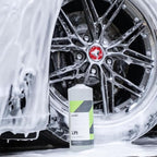 CARPRO Lift - Pre-Wash Snow Foam Car Wash Soap, Dissolves and Lifts Away a Large Amount of Dirt & Grime, Completely Touchless - Use in Bucket or Foam Cannon, Concentrated - Gallon (135oz)