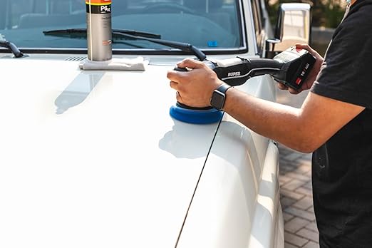 KOCHCHEMIE P6.02 One Cut & Finish - High-Gloss Polishing Compound with Sealant; Remove Scratches and Grindings from Grit Size P2000 and Above with Simultaneous Sealing Effect (5 Liter)