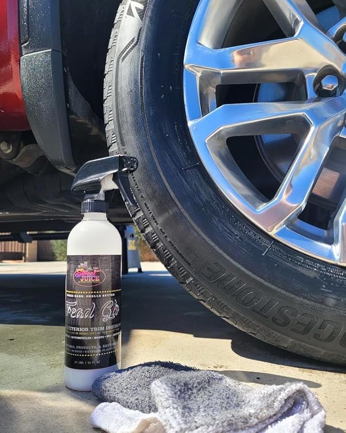 Tread Glo TG-16 Tire and Exterior Trim Dressing Long Lasting Super Shine Dressing for Tires, Rubber, Plastic, Trim and More Safe for Cars, Trucks, SUVs, RVs & More 16 fl oz