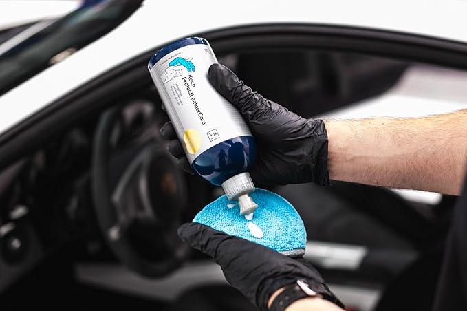 KOCHCHEMIE - Prosumer Line - Protect Leather Care - Leather Seat & Upholstery Cleaner - 500ml