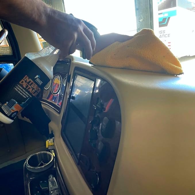 Image Wash Products Interior Detailer & Cleaning Protectant for Vinyl, Rubber, Plastics, Tires and Leather – Cleans and Conditions - Non Greasy High Gloss Finish - Piña Colada Scented - 32oz Sprayer