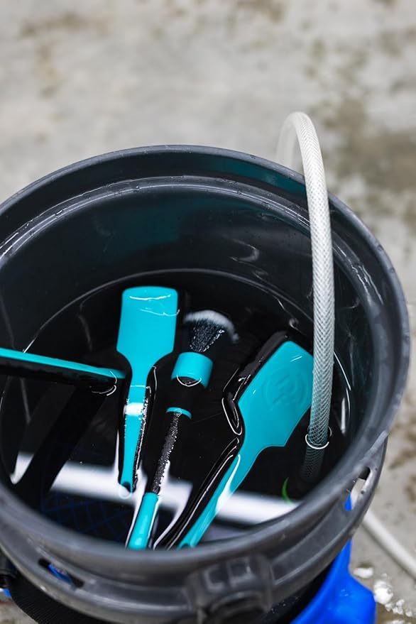 Detail Factory - ProGrip Wheel Face Brush - Ergonomic ProGrip Handle - Premium Wheel Cleaner Brush - Soft Flagged-Tip Bristles - Octane Riptide