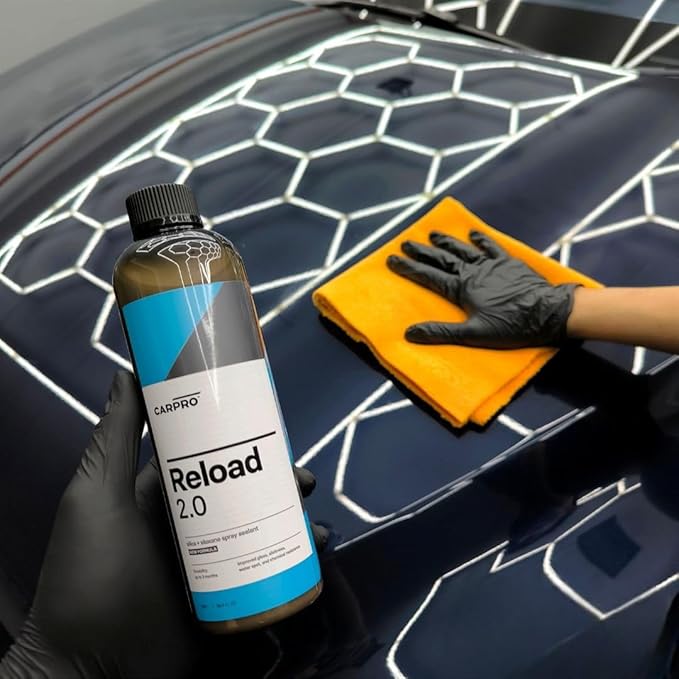 CARPRO Reload 2.0 Spray Sealant, Silica + Siloxane Ceramic Spray for Ceramic Coating, Super Hydrophobic, Self-Cleaning: Improved Gloss, Slickness, Water Spot & Chemical Resistance - 500mL (17oz)
