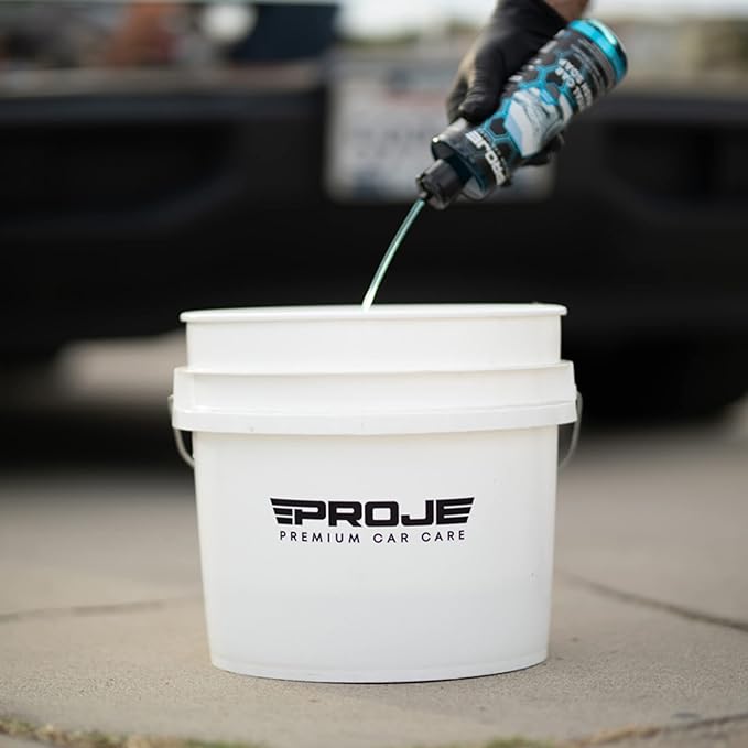PROJE' Vital Car Wash Soap - PH Balanced Formula Gloss Enhancing Shine - Ultimate Cleaning Power For Foam Cannon & Bucket Washes - Professional Detailing Soap - 16 Fl Oz