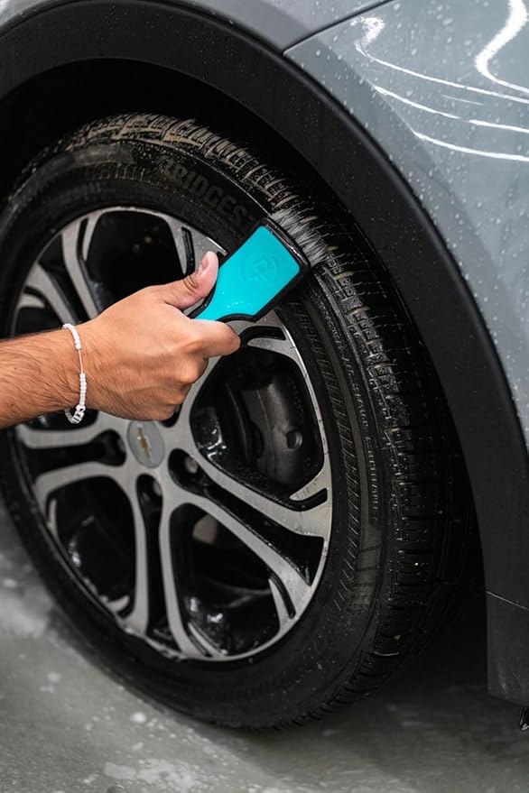 Detail Factory - ProGrip Wheel Face Brush - Ergonomic ProGrip Handle - Premium Wheel Cleaner Brush - Soft Flagged-Tip Bristles - Octane Riptide