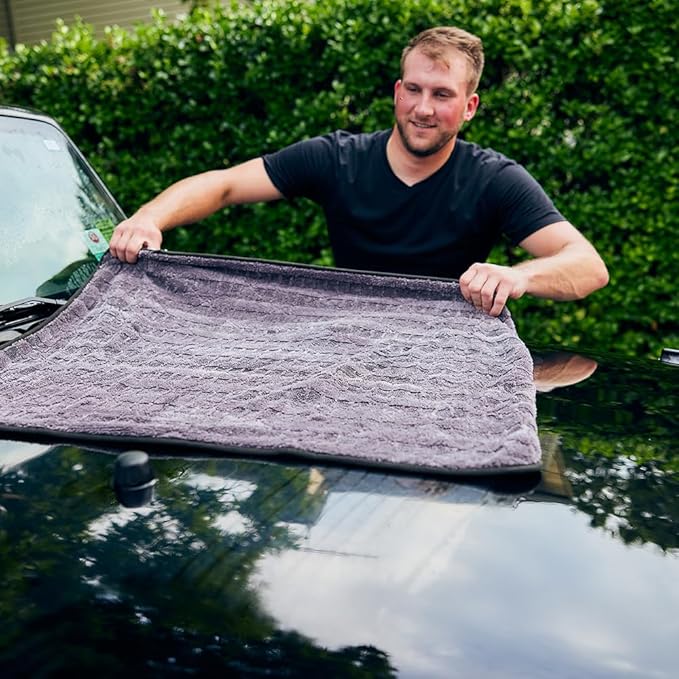 Stoner Car Care 95142 Extra Large Premium Microfiber Blend Car Drying Towel Highly Absorbant Lint Free Double Layer and Tagless, Gray, 900 GSM, 30x36