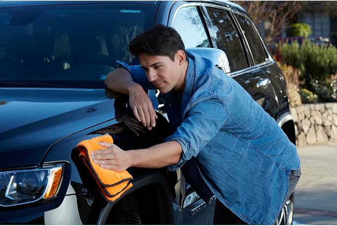 Armor All Car Buffing Towel, Microfiber Towel for Buffing and Shining Cars, Trucks and Motorcycles