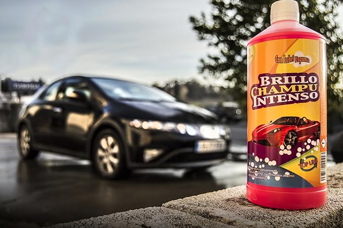 Sisbrill Intense Shine Car Shampoo – Ultra-Concentrated 1:1000 pH-Neutral Foaming Wash & Streak-Free Finish – 33 fl oz (200+ Washes)