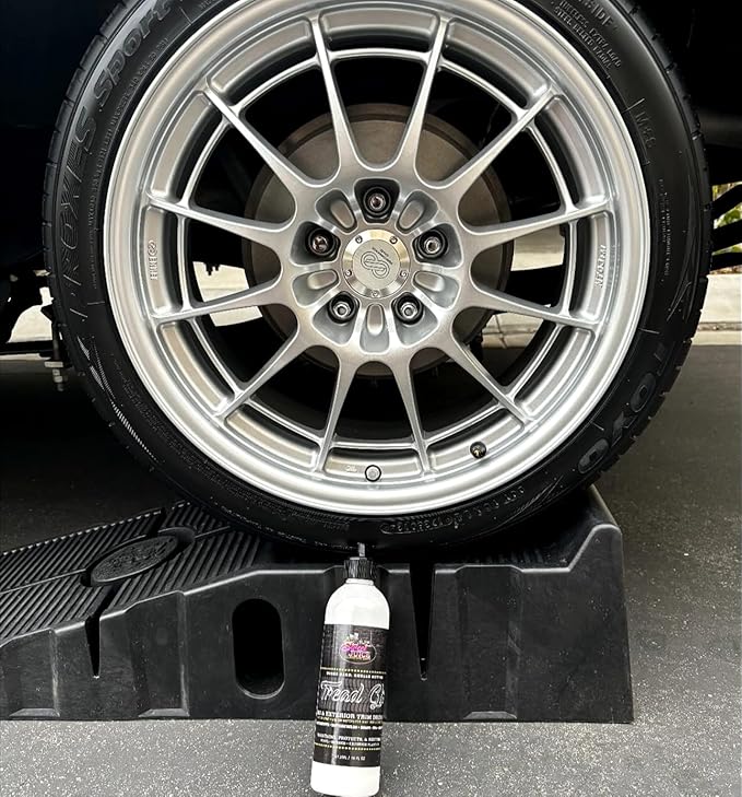 Tread Glo TG-16 Tire and Exterior Trim Dressing Long Lasting Super Shine Dressing for Tires, Rubber, Plastic, Trim and More Safe for Cars, Trucks, SUVs, RVs & More 16 fl oz
