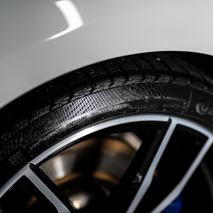 Tire Dressing – Deep Black Finish & Clean Satin Sheen for Rubber Tires – Water-Based Formula with Easy Application – Non-Greasy Look that Lasts for Daily and Show Cars – 500ml Bottle