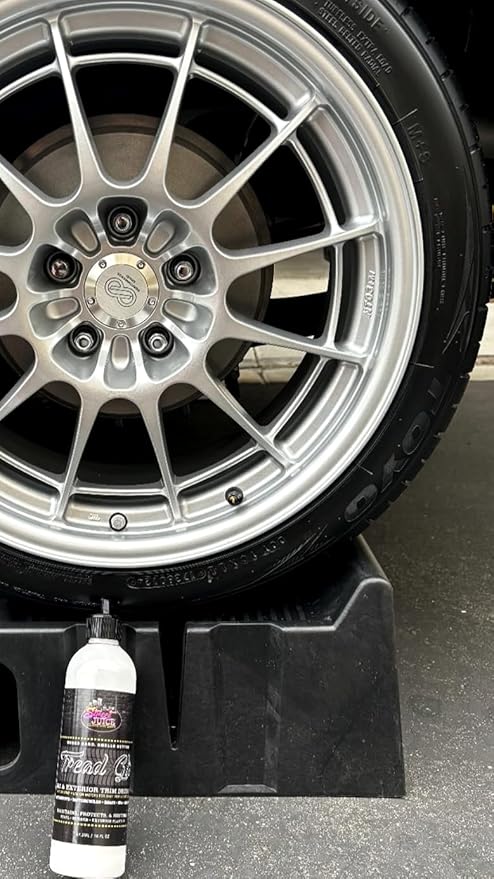 Tread Glo TG-1 Tire and Exterior Trim Dressing Long Lasting Super Shine Dressing for Tires, Rubber, Plastic, Trim and More Safe for Cars, Trucks, SUVs, RVs & More 1 Gallon