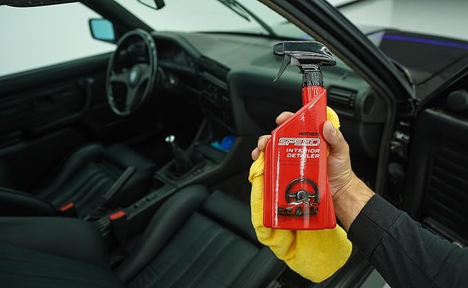 Mothers Speed Interior Detailer, 24 oz. – Cleans Dash, Glass, Screens, Vinyl & More, Safe Ammonia-Free Formula Removes Dirt & Smudges, Leaves a Dry, Streak-Free Finish & Fresh Scent (18324)
