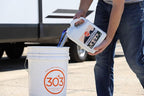 303 Products RV Wash & Seal - Clean, Streak-Free Finish, pH Neutral with High Foaming Formula, Provides A Deep Gloss Finish on RVs, Campers, Pop-ups, and Motorhomes, 1 Gallon (30240)