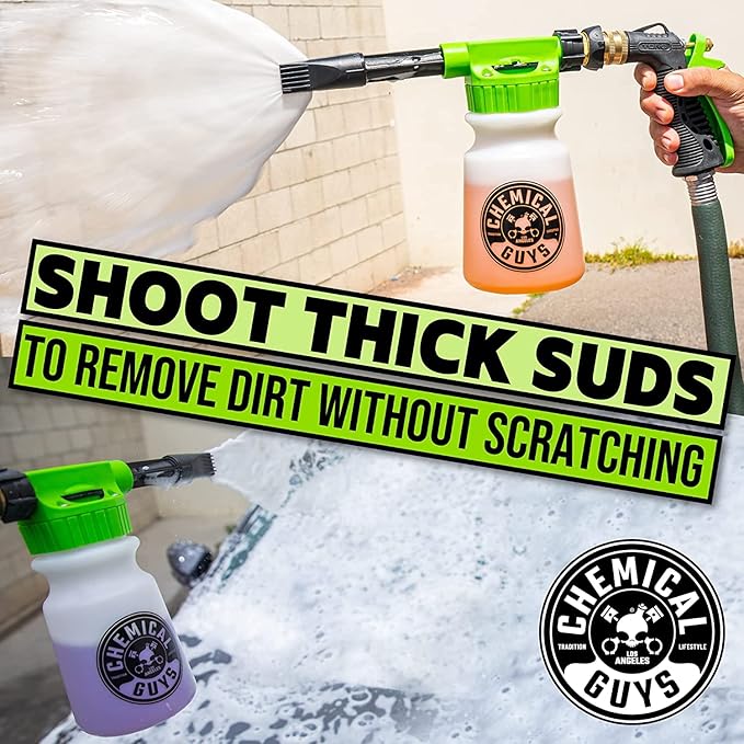Chemical Guys CWS20716CW 14-Piece Arsenal Builder Car Wash Kit W/Foam Gun, Bucket and (5) 16 oz Car Care Cleaning Chemicals (Works w/Garden Hose) + Extreme Bodywash & Wax Foaming Car Wash Soap, 16 oz