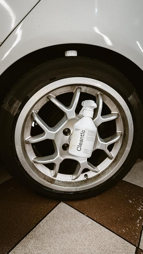 Tire and Wheel Cleaner – Effective Cleaner for Rubber & Rim Surfaces, Foaming Formula for Dirt – Preps Tires for Dressing & Wheels for Protection – Safe and Easy to Use – 500ml Bottle