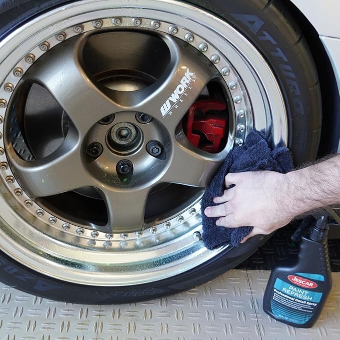 Jescar Paint Refresh Detail Spray - 22oz - Quick Detailer, Spray On Wipe Off, Dust and Fingerprint Remover, High-Gloss Finish, Streak-Free Formula, Instant Shine