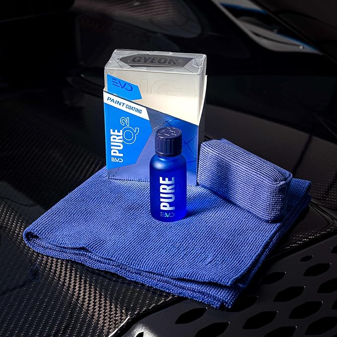 GYEON Q2 PURE EVO Ceramic Coating – Ultra Gloss – sio2 Hard – Deep Shine - Single Layer – Outdoor Application – Water Spot Resistant - Extreme Durability (30ml)