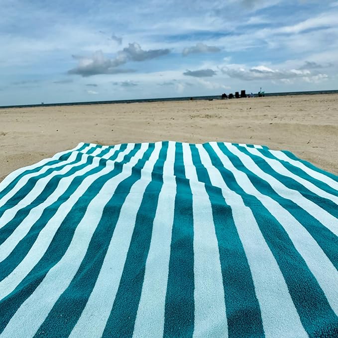 QUIVR “Not a Beach Towel” – Premium Microfiber Car Drying Towel – 1080 GSM, Edgeless, Ultra Absorbent & Scratch-Free – 31"×28" Auto Detailing Towel – Made in Korea