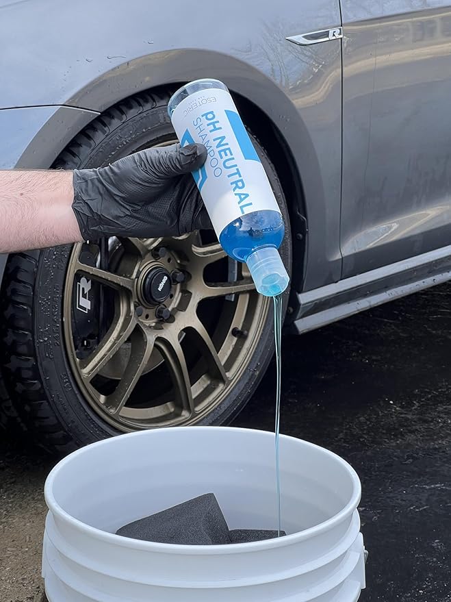 ESOTERIC pH Neutral Best Car Wash Shampoo 16oz | Advanced Foam Technology | Ultra-Concentrated Auto Soap for Foam Cannon & Bucket Wash | Scratch-Free Formula | Enhanced Lubrication & Fresh Scent