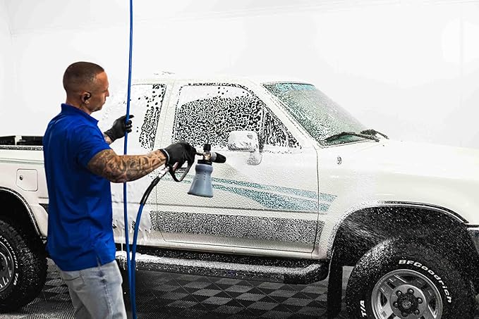 CarCandy - Candy Apple Suds - Carnauba Wax Concentrated Car Wash - Spot-Free Rinse With Pleasant Apple Scent - 1 Quart