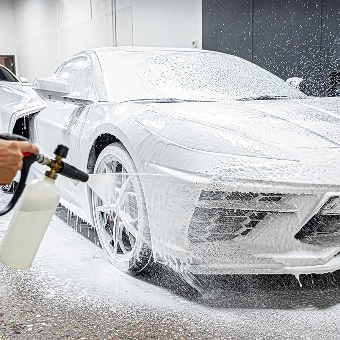 Gyeon Foam Premium Car Pre‑Wash Snow Foam for Safe Paint Cleansing Deep Clinging Suds Touchless Pre‑Wash Cleaning Solution for Coating Maintenance Safe Pressure Washer for Car Exterior