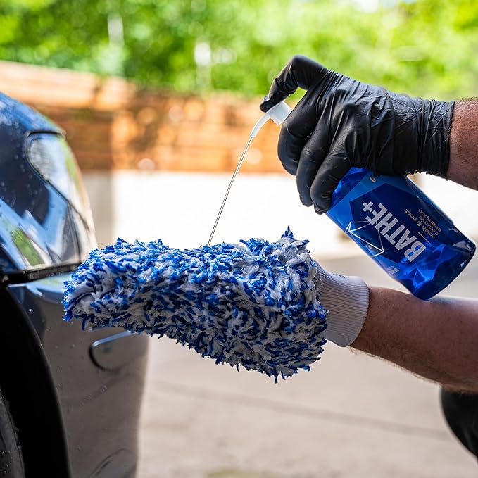 Gyeon Bathe+ Ceramic‑Infused Car Wash Shampoo SiO2 pH‑Neutral Hydrophobic Gloss Enhancer Safe on Paint Glass Rims Plastic Quick Self‑Cleaning Maintenance for Coated or Non‑Coated Vehicles