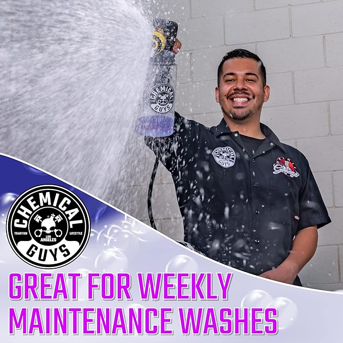 Chemical Guys CWS207 Extreme Bodywash & Wax Foaming Car Wash Soap (1 Gallon) and Total Interior Cleaner and Protectant (16 fl oz) Bundle