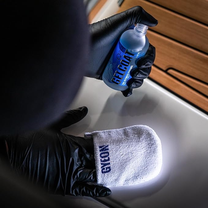 Gyeon Marine Gelcoat Ceramic Coating – Ultra Gloss – sio2 Hard – Deep Shine - Single Layer – Water Spot Resistant - Extreme Durability 100ml - Ceramic Coating for Boats, Yachts & Watercrafts