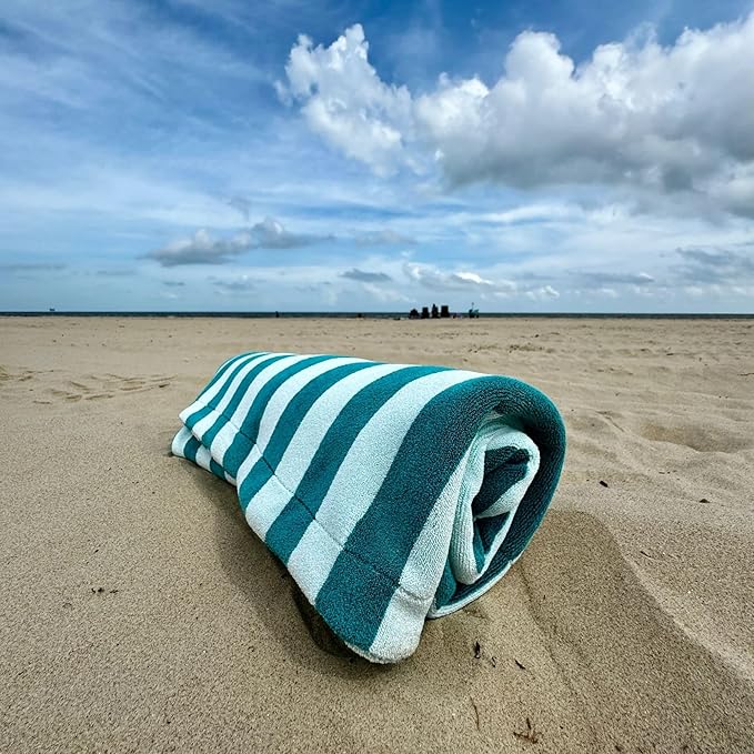QUIVR “Not a Beach Towel” – Premium Microfiber Car Drying Towel – 1080 GSM, Edgeless, Ultra Absorbent & Scratch-Free – 31"×28" Auto Detailing Towel – Made in Korea