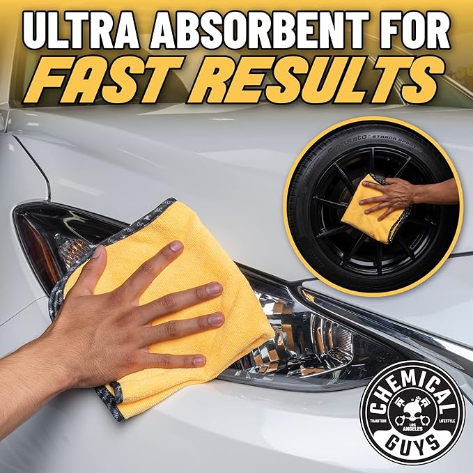 Chemical Guys HydroSuds Ceramic SiO2 Shine High Foaming Car Wash Soap, 16 fl oz, Berry Scent + HydroSpeed Ceramic Quick Detailer, 2-16 Fl Oz Chemicals + Microfiber Towels, (3-Pack of Gold 16" x 16")