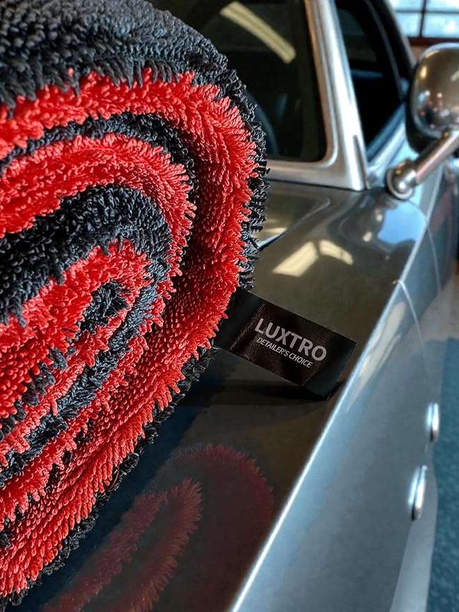 24”x36” Car Drying Towel – Dual-Color Black & Crimson Red | 1300 GSM Twist Loop Microfiber | Ultra Absorbent, Lint-Free, Scratch-Free | Fast Drying for Cars, Trucks & SUVs