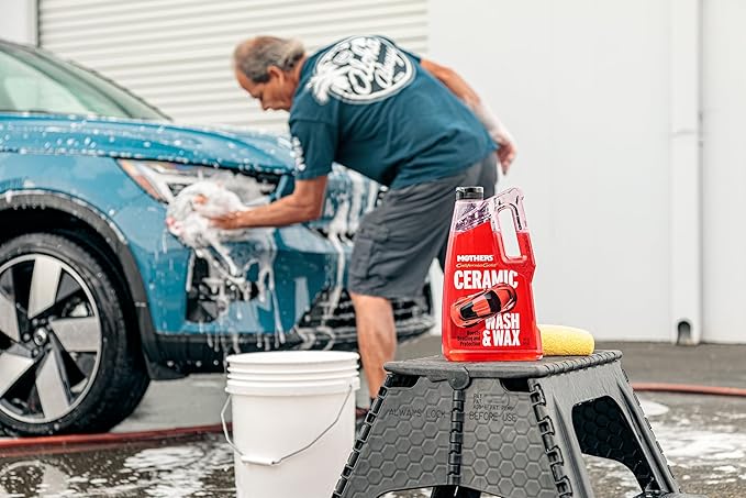 Mothers California Gold Ceramic Car Wash & Protection Bundle | pH Neutral, Super-Sudsy Car Shampoo, Water-Activated Touchless SiO2 Spray Coating, Water Beading with High Gloss Shine (2 Piece Bundle)