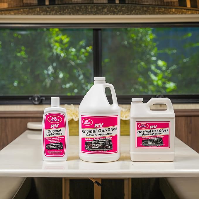 RV Polish w/Carnauba Cleaner Wax Formulation for a Protective Coating - Removes Water Spots, Light Scratches & Stains While Restoring Color & Shine,16 oz.