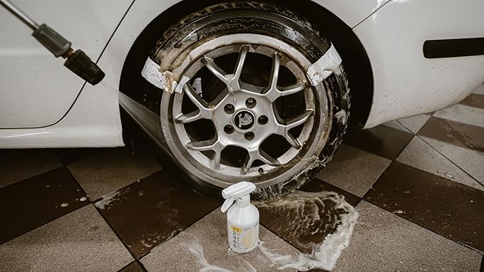 Tire and Wheel Cleaner – Effective Cleaner for Rubber & Rim Surfaces, Foaming Formula for Dirt – Preps Tires for Dressing & Wheels for Protection – Safe and Easy to Use – 500ml Bottle