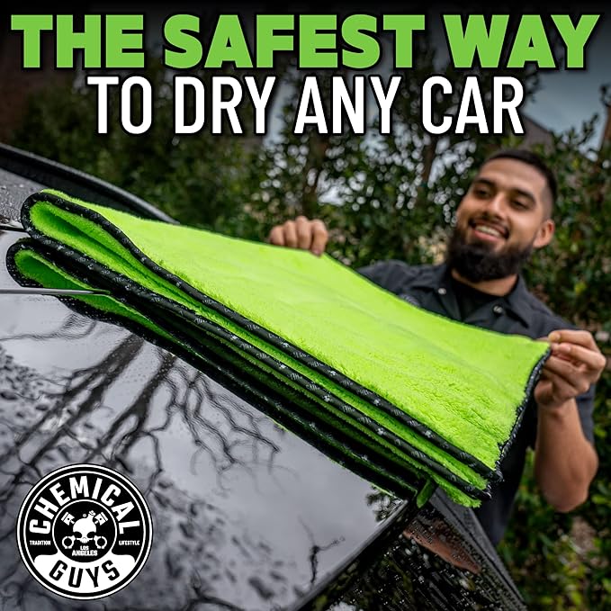 Chemical Guys MIC530 Speed Woolly Mammoth Ultimate Super Plush Car Drying Towel, for Cars, Trucks, SUVs, Pets, Messes & More, Neon Green (25" X 30")