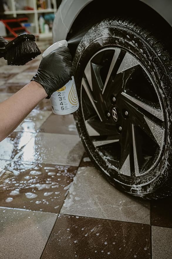 Tire and Wheel Cleaner – Effective Cleaner for Rubber & Rim Surfaces, Foaming Formula for Dirt – Preps Tires for Dressing & Wheels for Protection – Safe and Easy to Use – 500ml Bottle