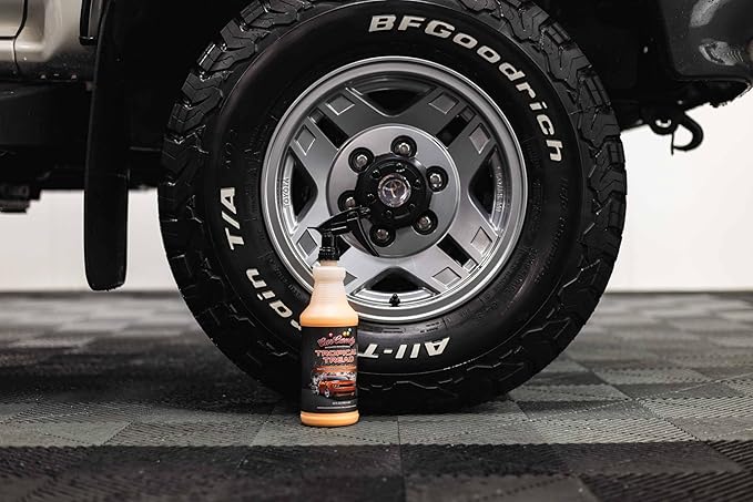 CarCandy - Tropical Tread Water-Based Tire Dressing - Conditions & Protects Rubber to Prevent Cracking & Browning – Safe for Tires, Trim, Plastic & Rubber – Ready to Use (1 Quart)