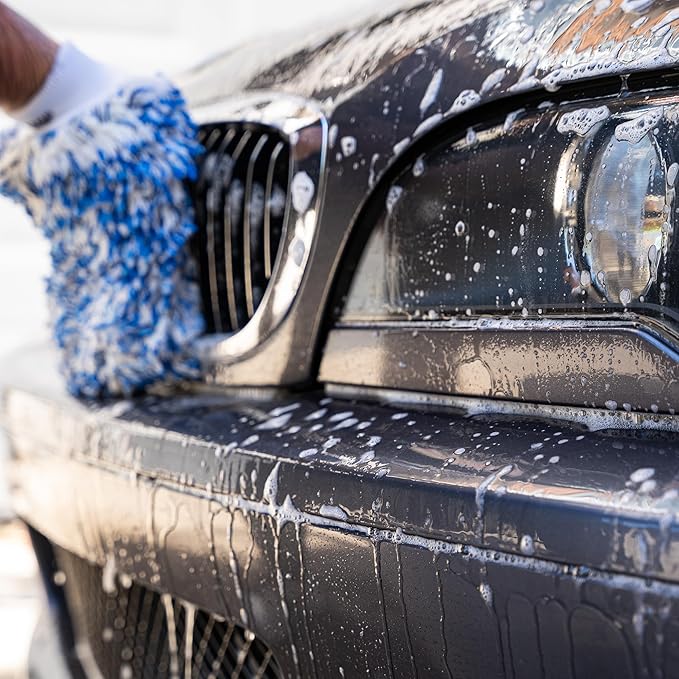 Gyeon Bathe+ Ceramic‑Infused Car Wash Shampoo SiO2 pH‑Neutral Hydrophobic Gloss Enhancer Safe on Paint Glass Rims Plastic Quick Self‑Cleaning Maintenance for Coated or Non‑Coated Vehicles
