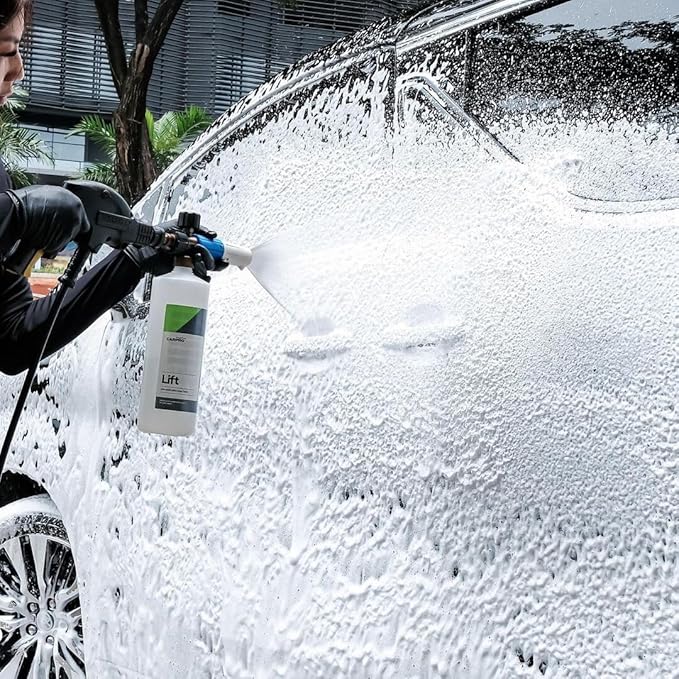 CARPRO Lift - Pre-Wash Snow Foam Car Wash Soap, Dissolves and Lifts Away a Large Amount of Dirt & Grime, Completely Touchless - Use in Bucket or Foam Cannon, Concentrated - Gallon (135oz)